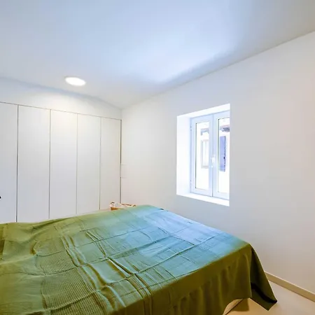ゲストハウス Smart And Cozy Downtown Nooks ロヴィニ