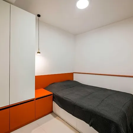 Smart And Cozy Downtown Nooks ゲストハウス